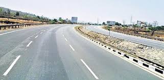 Coimbatore Commuters Demand Full-Width Road Laying to Ensure Safety